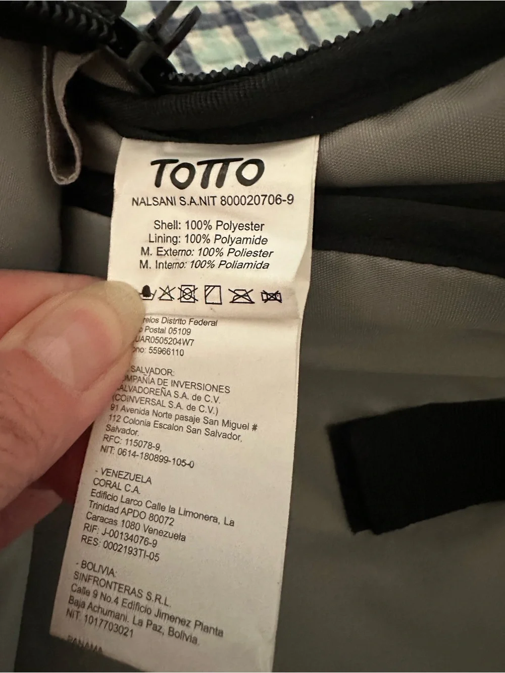 Totto Crossbody Messenger Bag Approximately 15 X 13 X 6 - multiple pockets